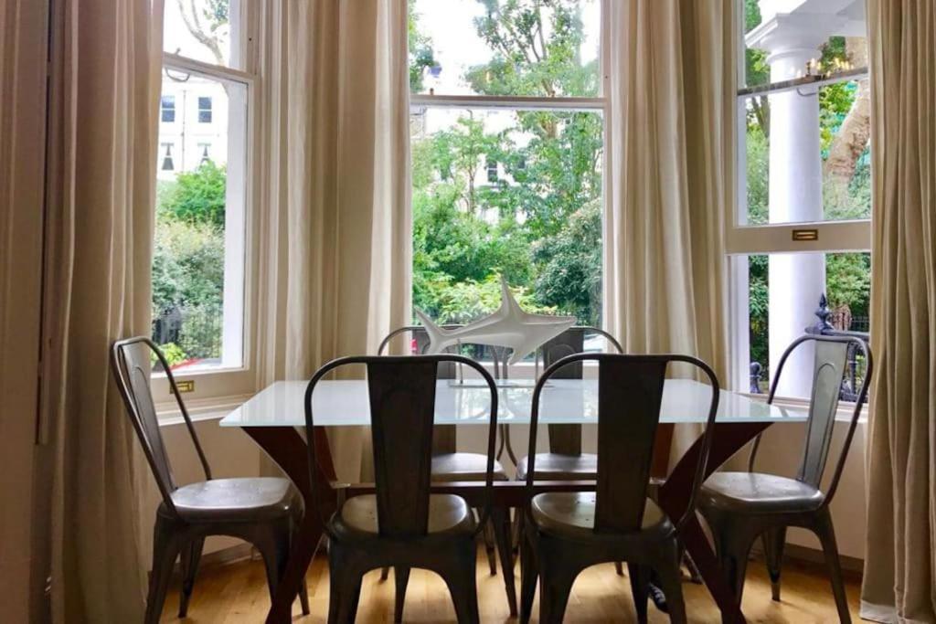 Stunning 2 Bed/2Bath Flat In Heart Of Kensington Apartment Londra Exterior foto
